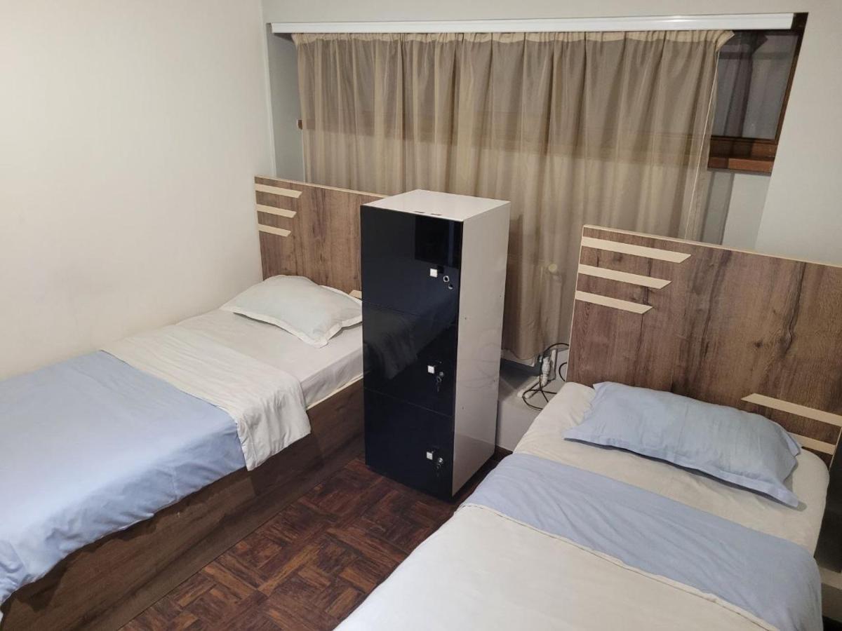 Hotel In Center Of エレバン エクステリア 写真